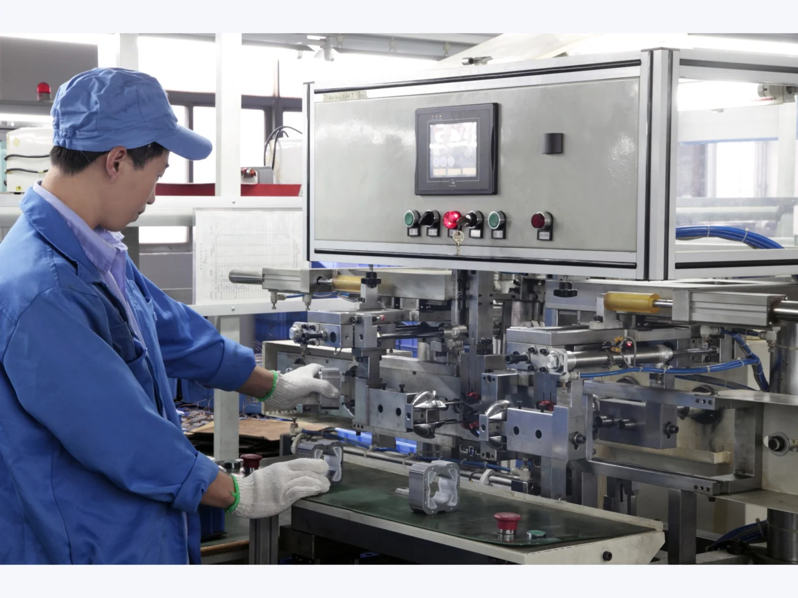 Automated motor assembly equipment at Zhanye Motor